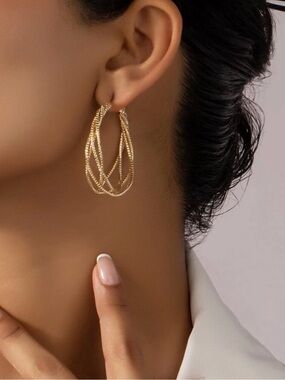 🍀3/$30 Delicate Gold Twisted Multi-Strand Hoop Earrings